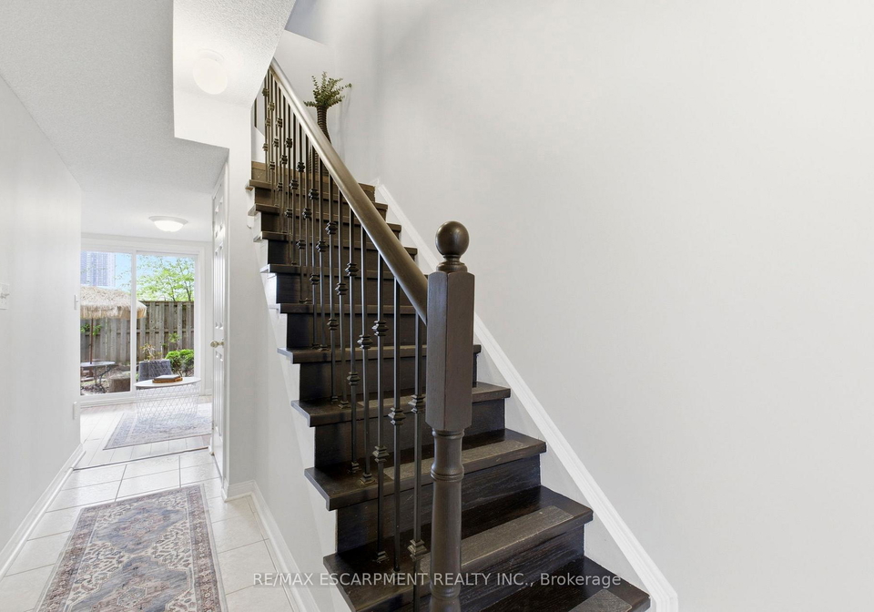 80-acorn-place-mississauga-ontario-w13672886