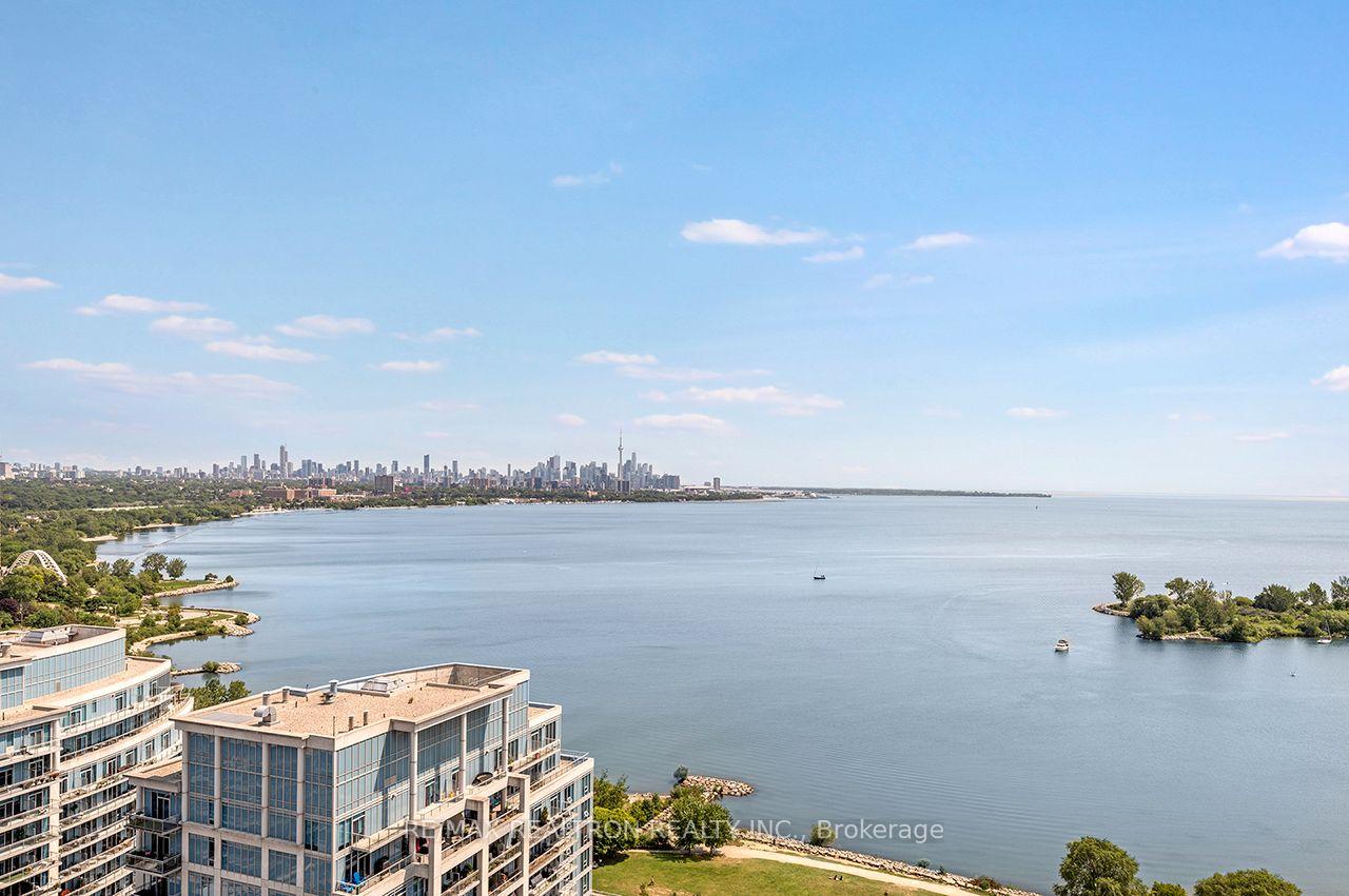 16-brookers-lane-toronto-etobicoke-ontario-w13672940