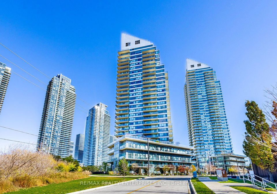 15-legion-road-toronto-etobicoke-ontario-w13673004