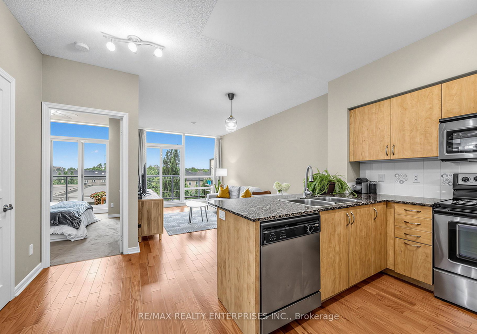 15-legion-road-toronto-etobicoke-ontario-w13673004