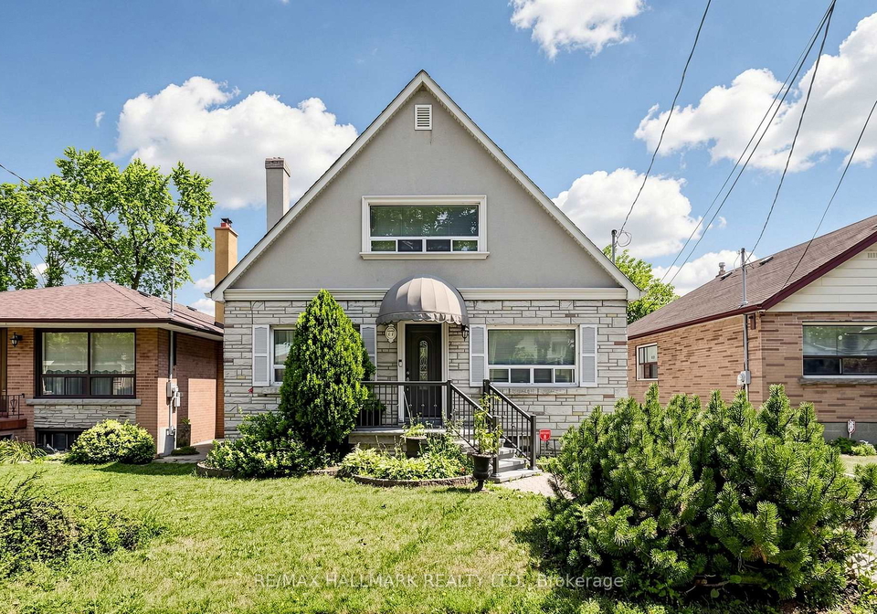 77-wendell-avenue-toronto-north-york-ontario-w13673076