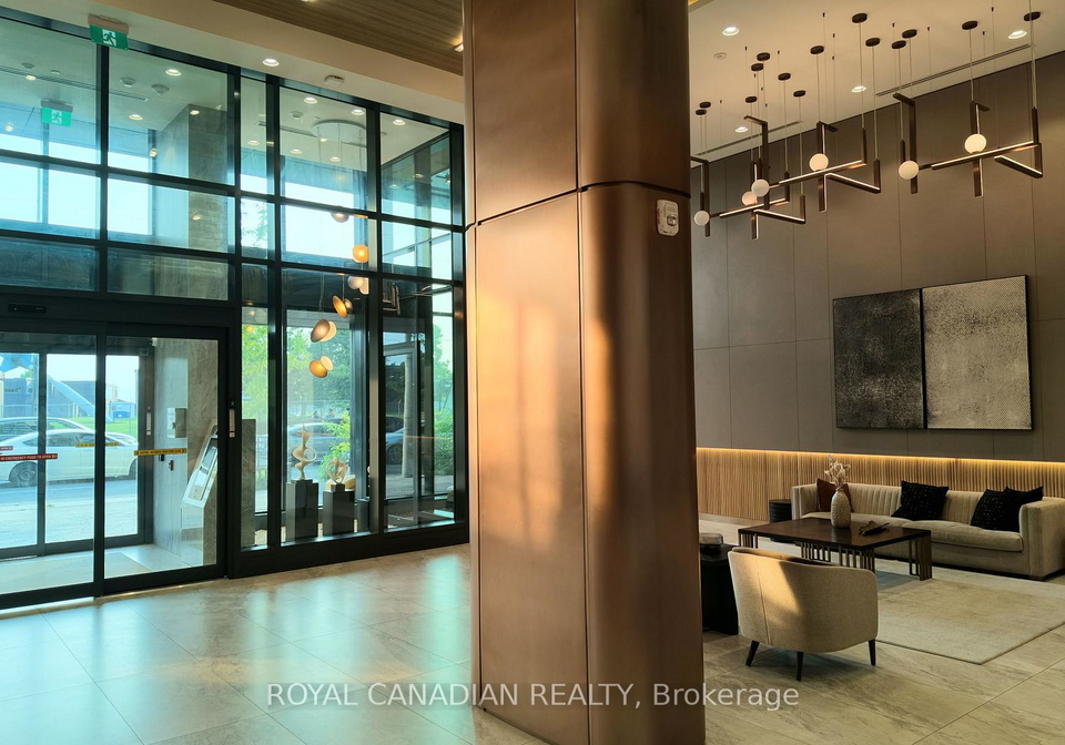 1100-sheppard-avenue-w-toronto-york-ontario-w13673280