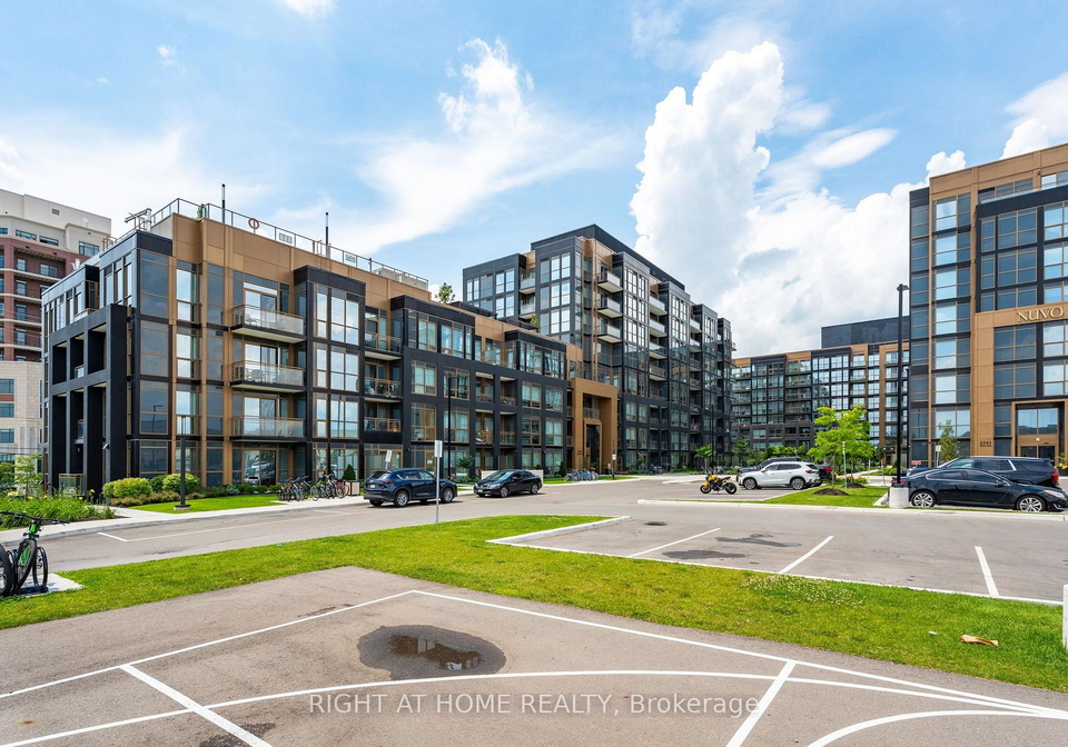 2333-khalsa-gate-oakville-ontario-w13673400