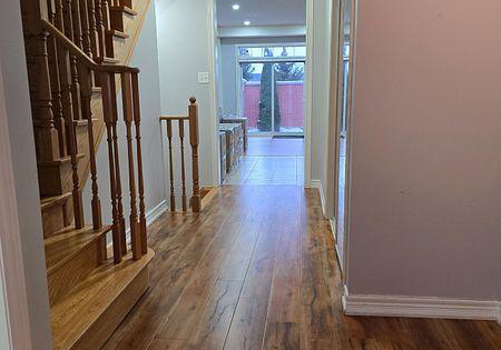 32-kempenfelt-trail-brampton-ontario-w13673468