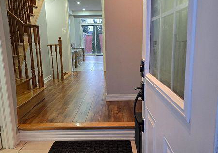 32-kempenfelt-trail-brampton-ontario-w13673468