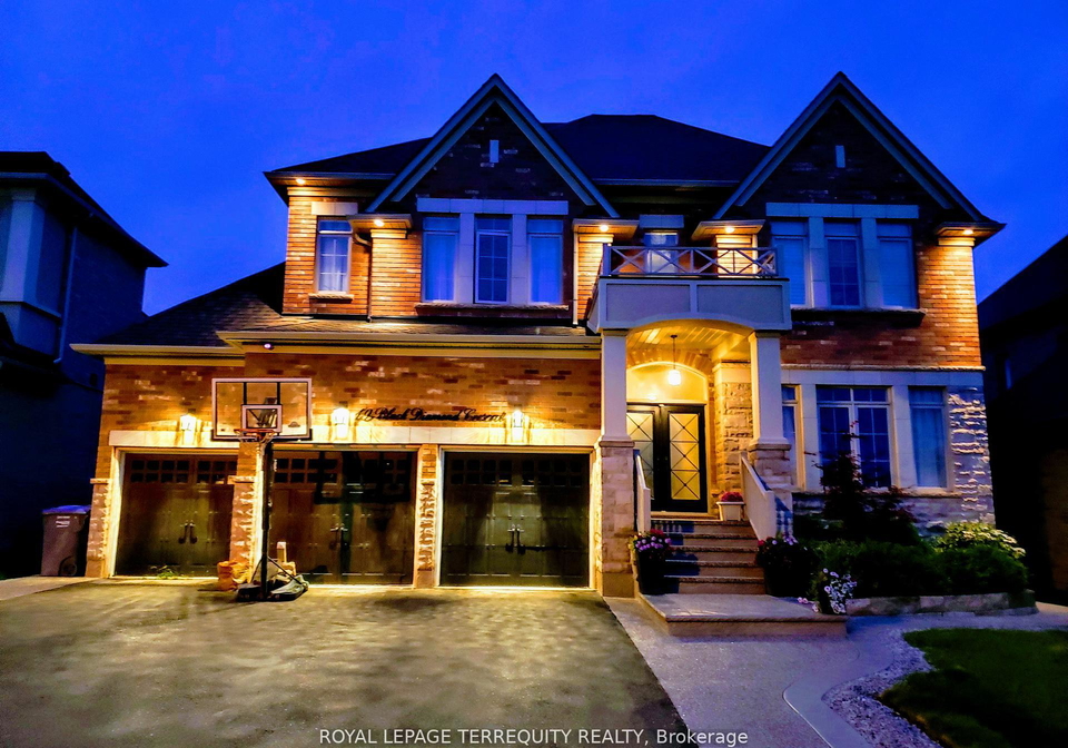 19-black-diamond-crescent-brampton-ontario-w13673572