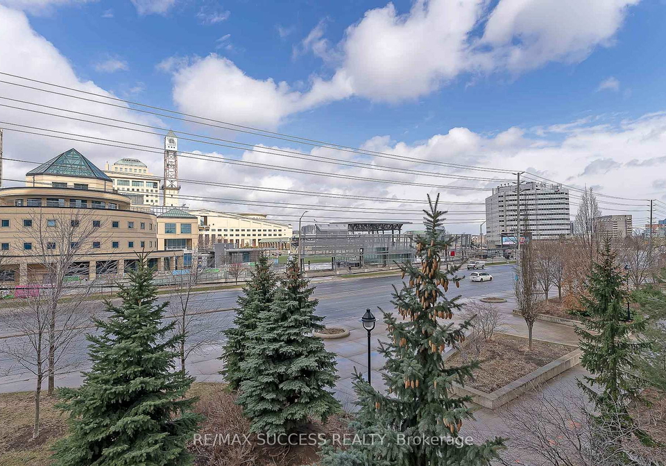 310-burnhamthorpe-road-w-mississauga-ontario-w13673898