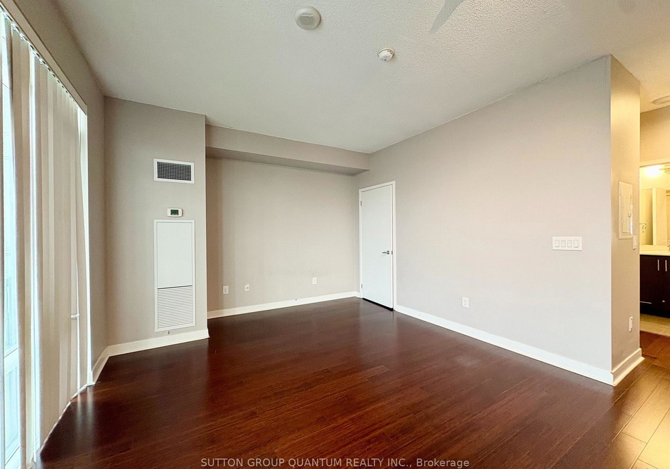 360-square-one-drive-mississauga-ontario-w13673960