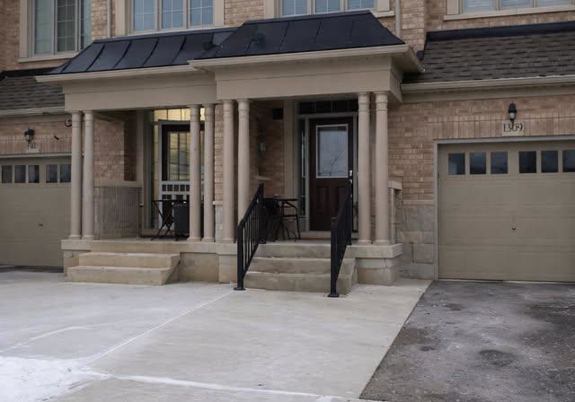 1309-restivo-lane-milton-ontario-w13674056