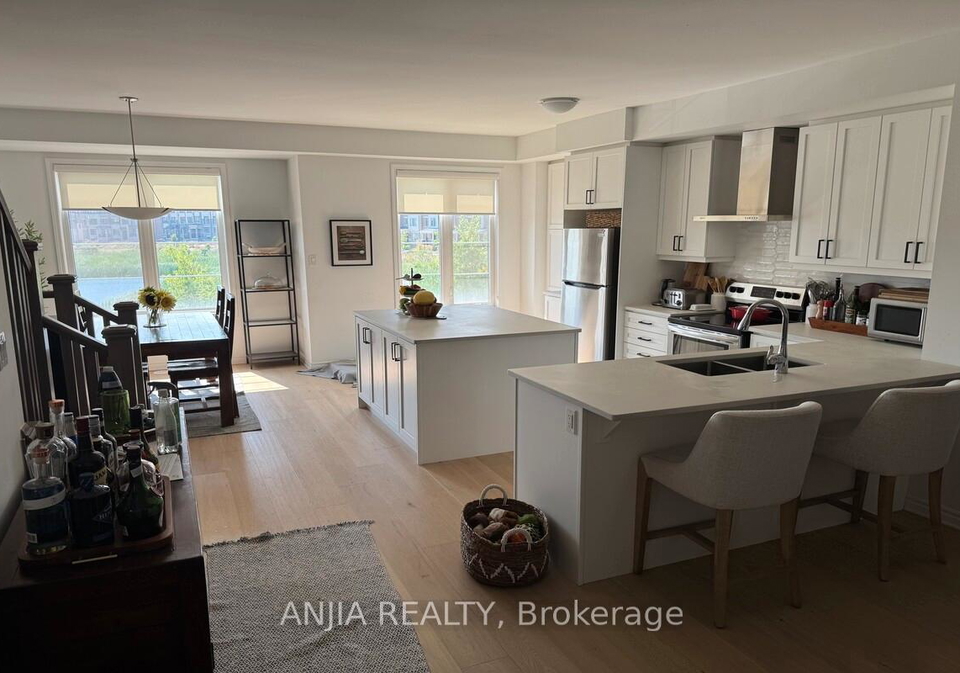 3039-john-mckay-boulevard-oakville-ontario-w13674240