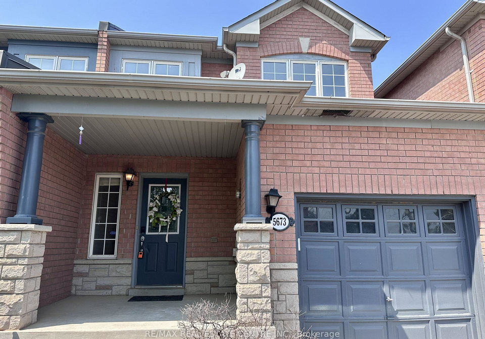 5673-flora-drive-burlington-ontario-w13674352