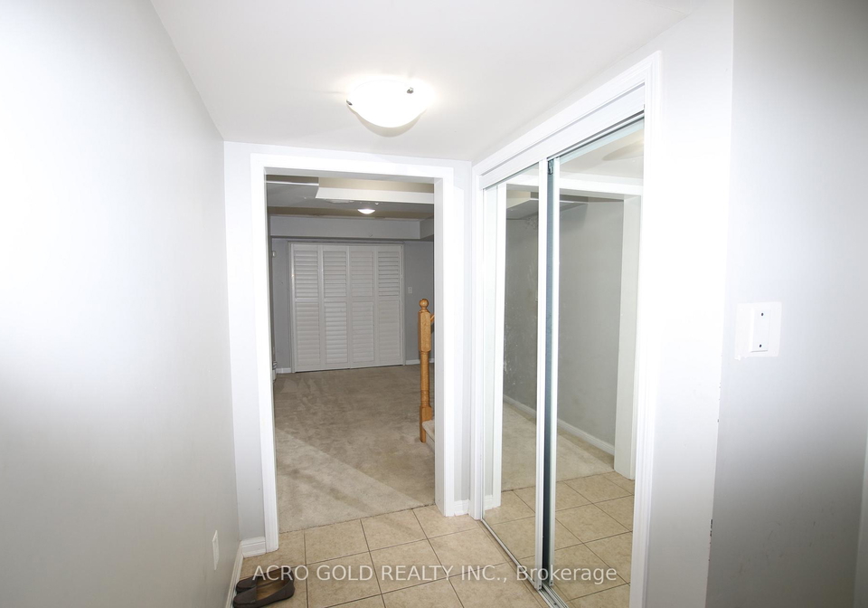 32-mercedes-road-brampton-ontario-w13674420