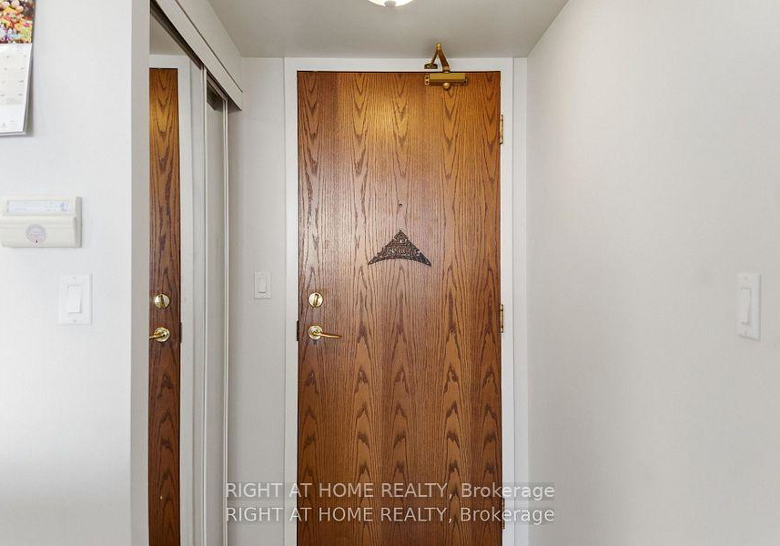 4879-kimbermount-avenue-mississauga-ontario-w13674442