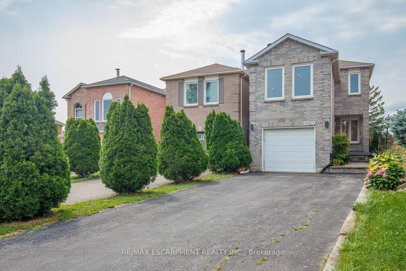 2790-huntingdon-trail-oakville-ontario-w13674528