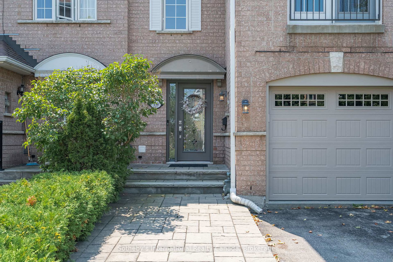 339-ravineview-way-oakville-ontario-w13674646