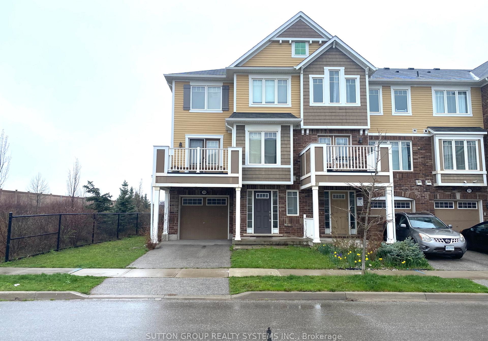 39-suitor-court-milton-ontario-w13674816