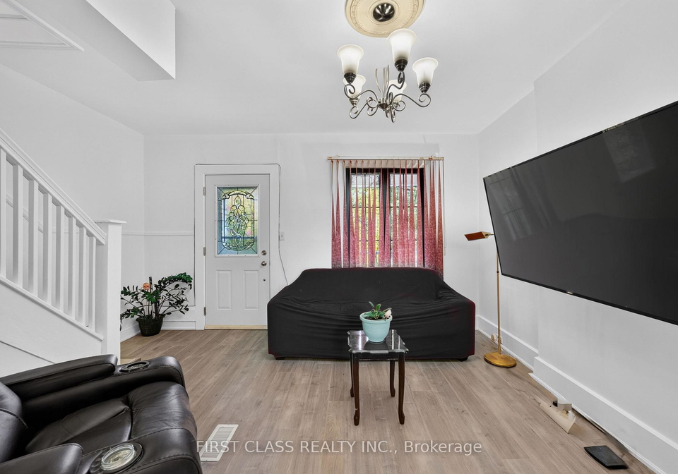 150-caledonia-road-toronto-toronto-ontario-w13674836