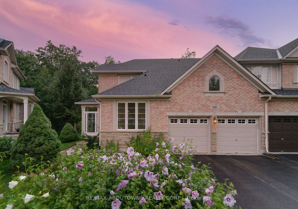 2196-emily-circle-oakville-ontario-w13674842