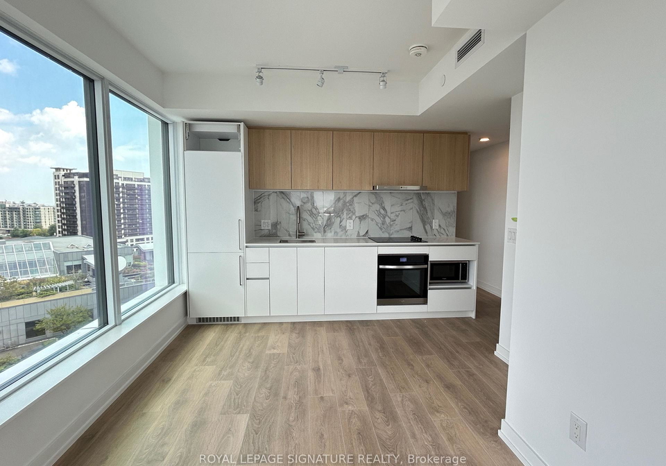 1100-sheppard-avenue-w-toronto-york-ontario-w13674868