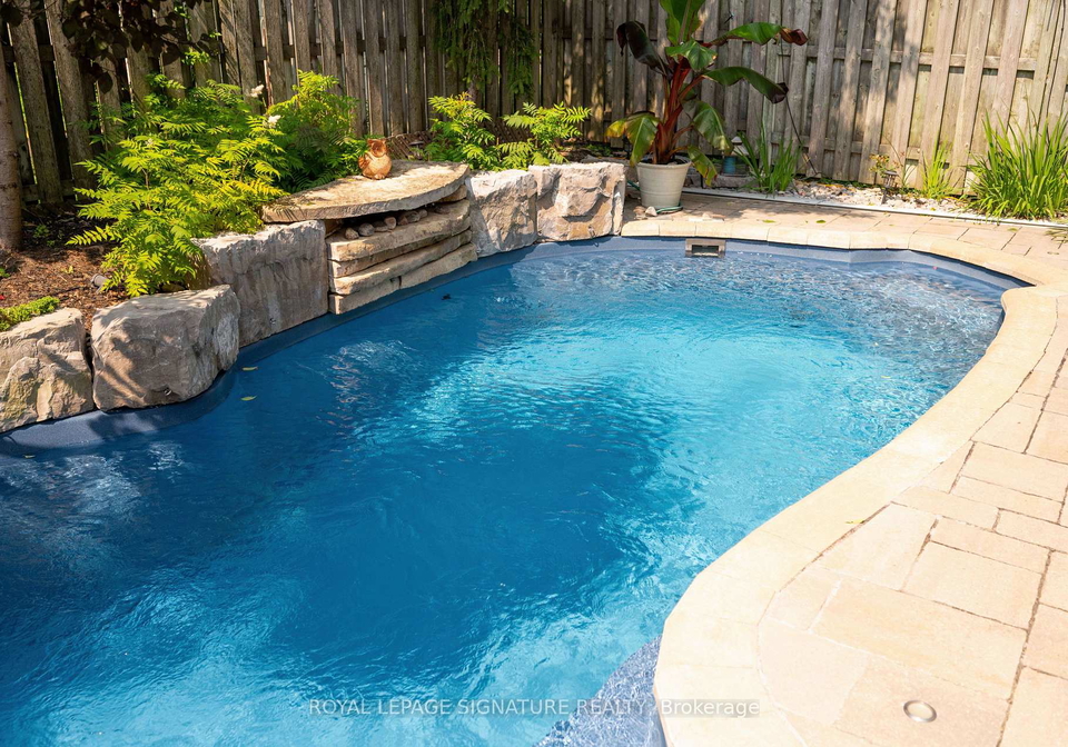 7134-hallsands-drive-mississauga-ontario-w13675246