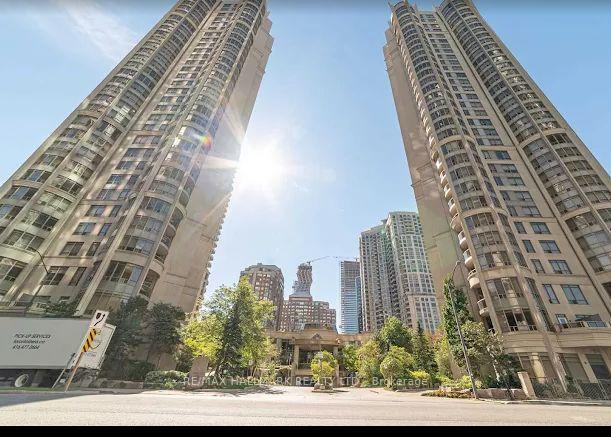 3880-duke-of-york-boulevard-mississauga-ontario-w13675280