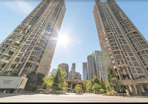 3880-duke-of-york-boulevard-mississauga-ontario-w13675280