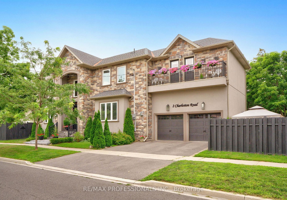 2-charleston-road-toronto-etobicoke-ontario-w13675324