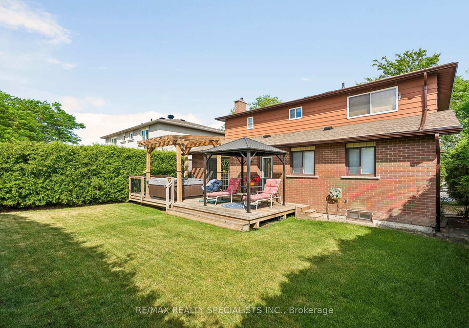 46-linkdale-road-brampton-ontario-w13675328