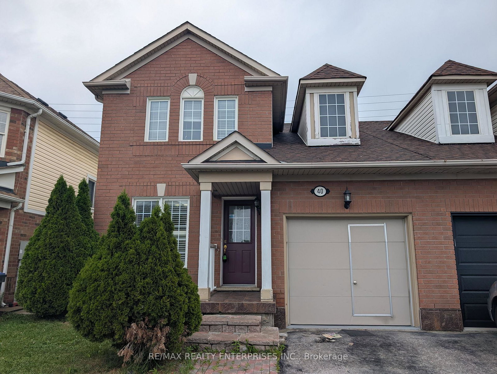 40-sweetwood-circle-brampton-ontario-w13675456