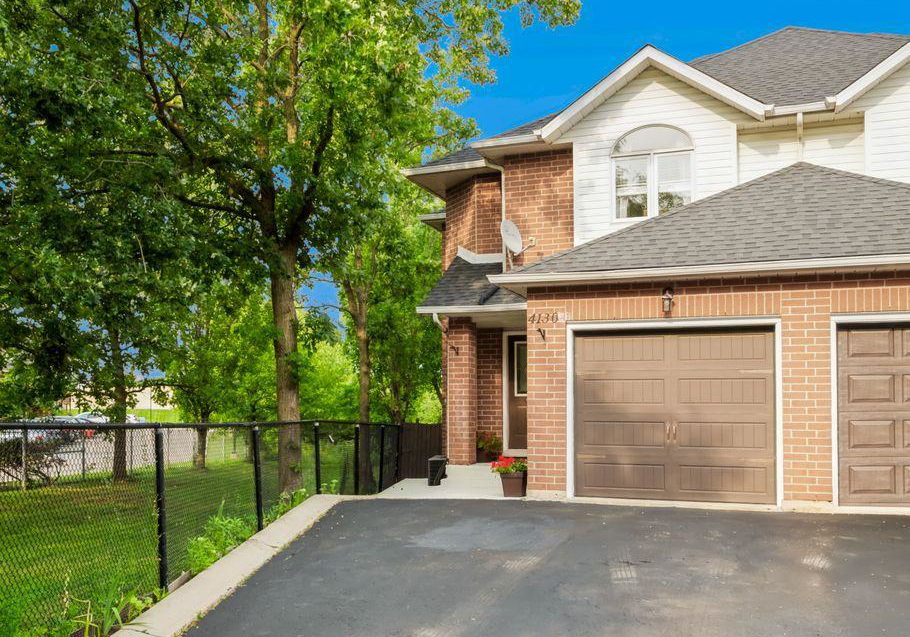 4130-foxwood-drive-burlington-ontario-w13675470