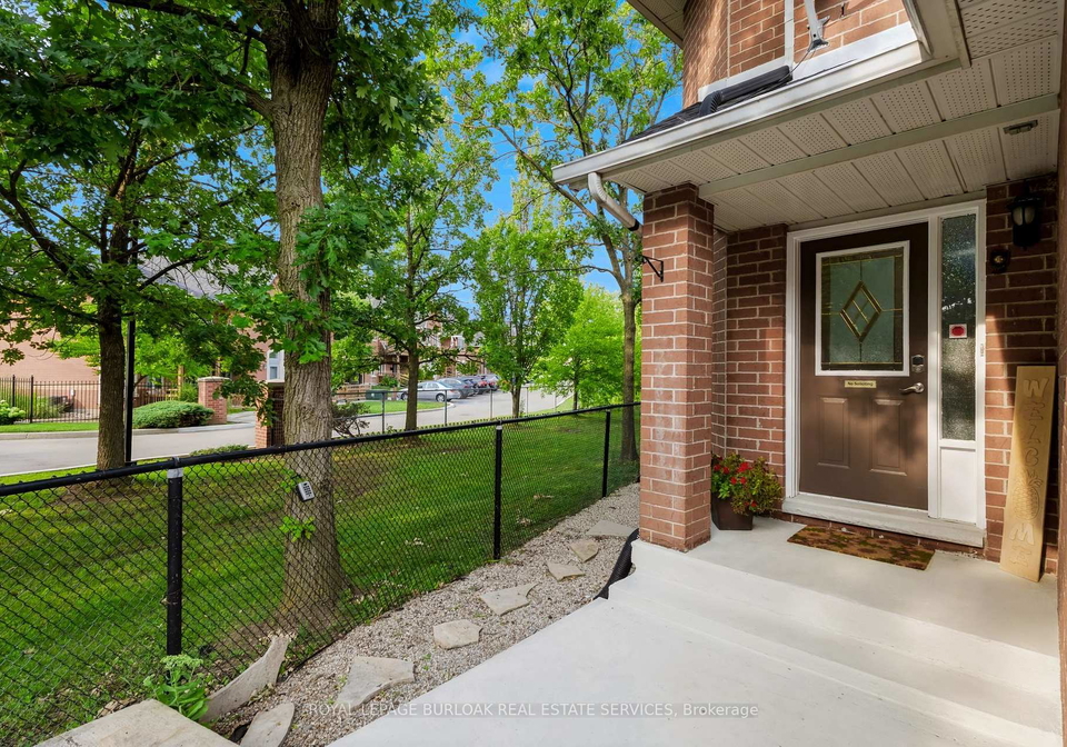 4130-foxwood-drive-burlington-ontario-w13675470