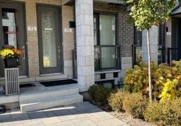 721-lawrence-avenue-w-toronto-north-york-ontario-w13675586