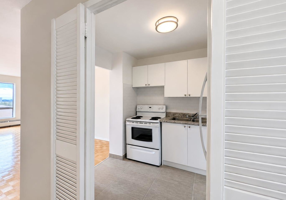 1665-bloor-street-e-mississauga-ontario-w13675592