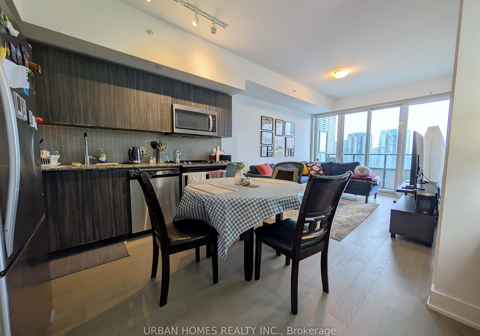 30-shore-breeze-drive-toronto-etobicoke-ontario-w13675606