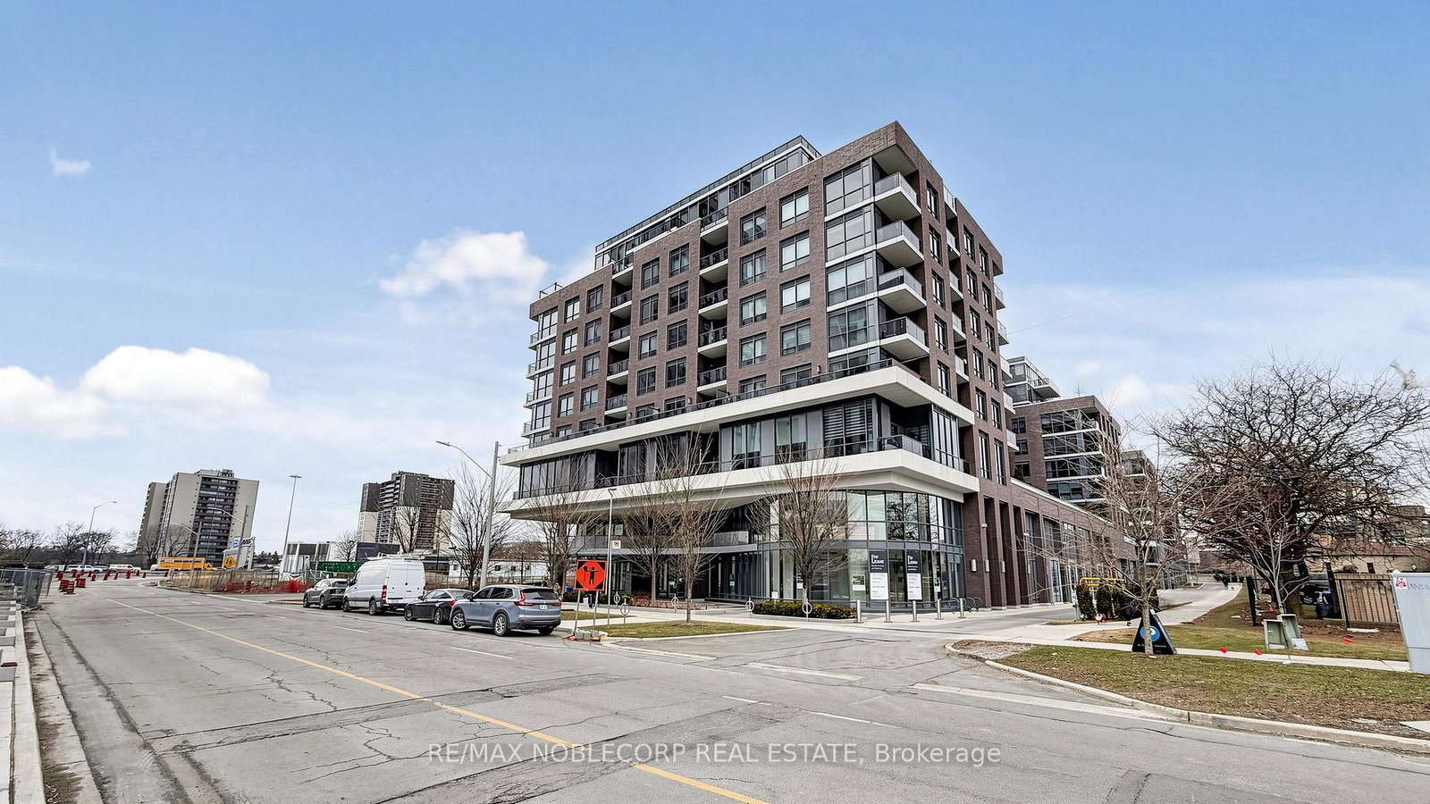 10-gibbs-road-toronto-etobicoke-ontario-w13675640