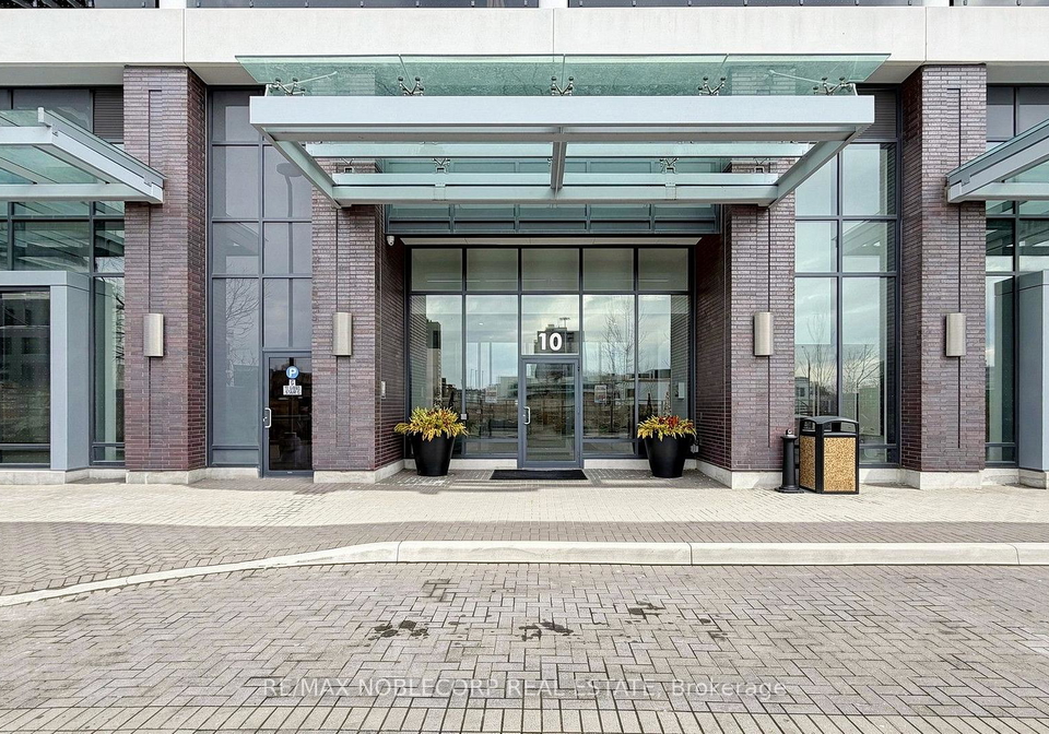 10-gibbs-road-toronto-etobicoke-ontario-w13675640