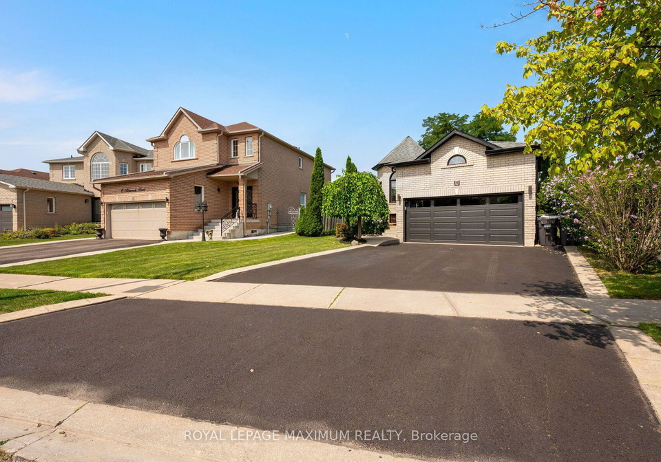 8-albiwoods-trail-caledon-ontario-w13675650