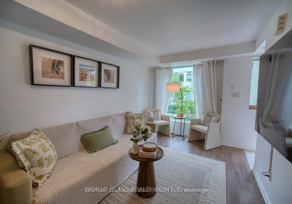 7-applewood-lane-e-toronto-etobicoke-ontario-w13675818