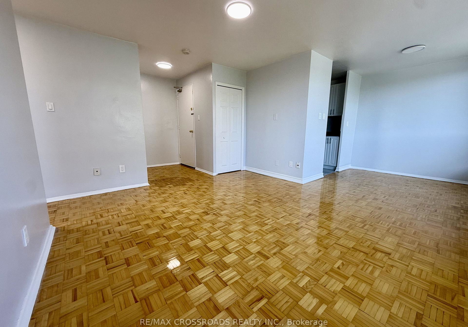 363-lakeshore-road-e-mississauga-ontario-w13675882