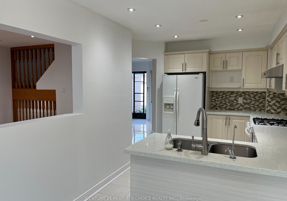 3600-colonial-drive-mississauga-ontario-w13676046