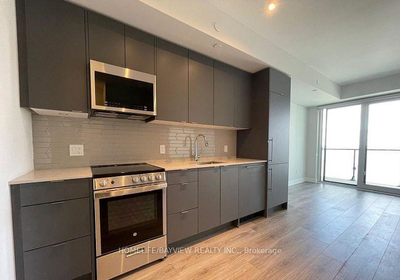 4130-parkside-village-drive-mississauga-ontario-w13676052