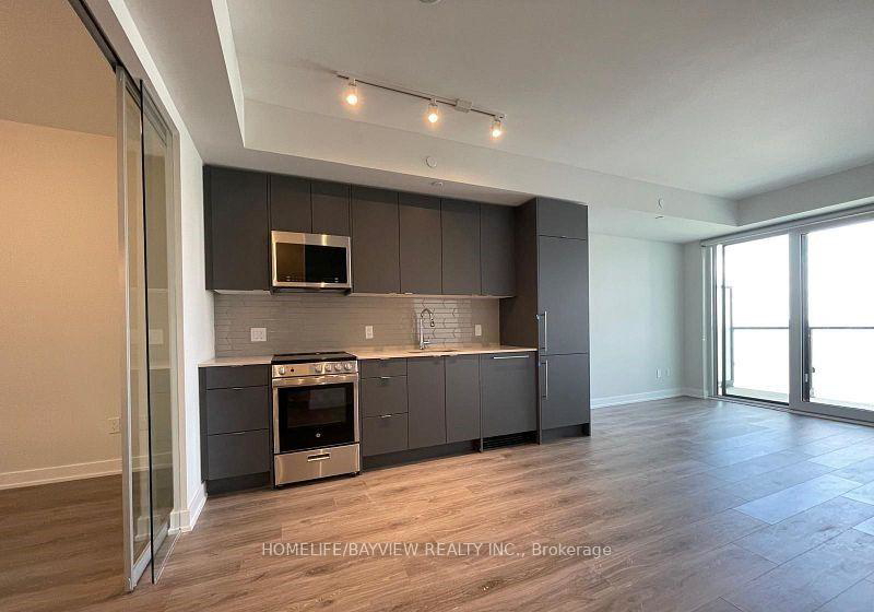 4130-parkside-village-drive-mississauga-ontario-w13676052