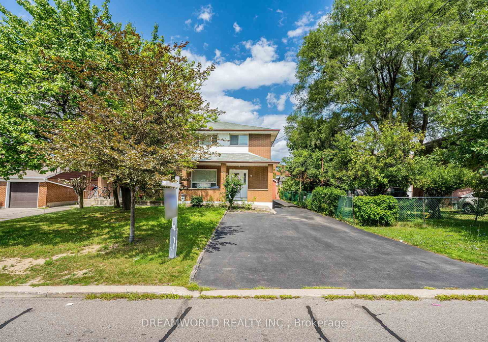 24-whitburn-crescent-toronto-york-ontario-w13676100
