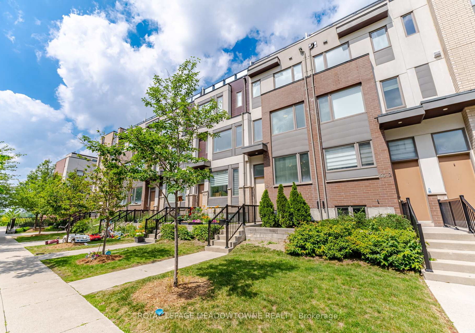 50-thomas-mulholland-drive-toronto-york-ontario-w13676176