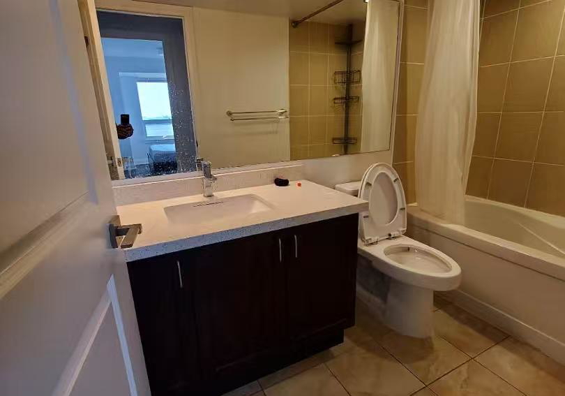 1070-sheppard-avenue-w-toronto-york-ontario-w13676200