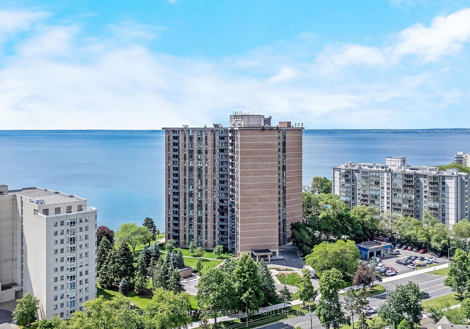 5250-lakeshore-road-burlington-ontario-w13676242