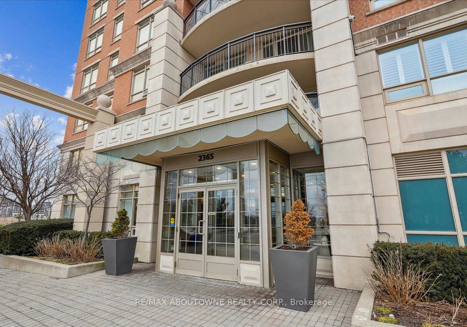 2365-central-park-drive-oakville-ontario-w13676250