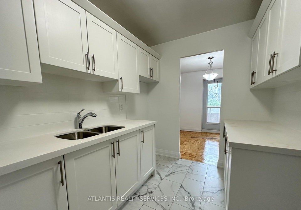 50-east-street-oakville-ontario-w13676400