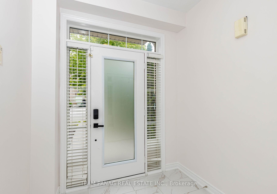 7-village-lake-crescent-brampton-ontario-w13676410