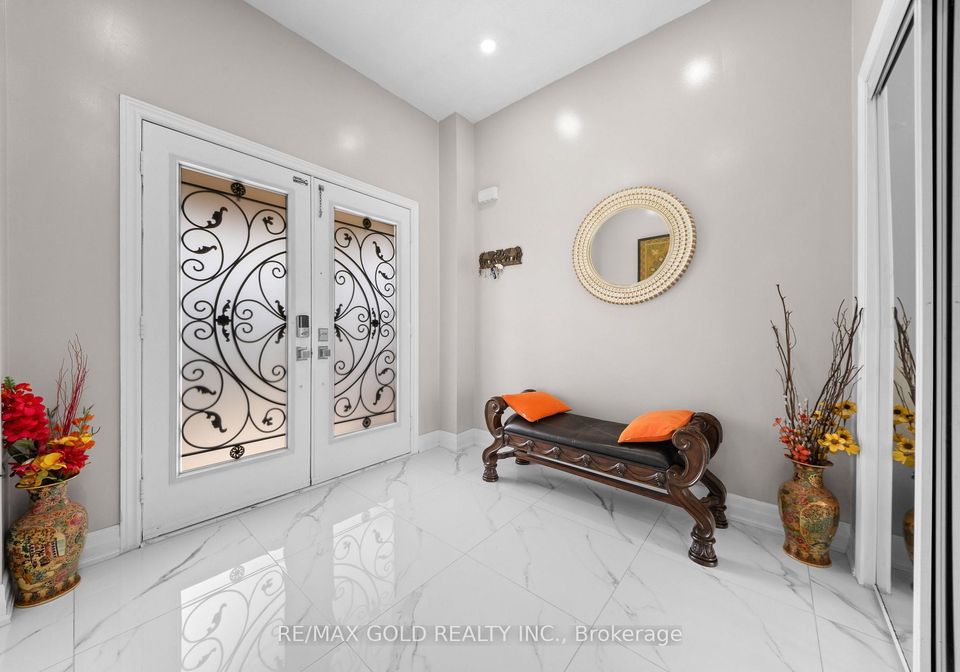 19-attview-crescent-brampton-ontario-w13676472